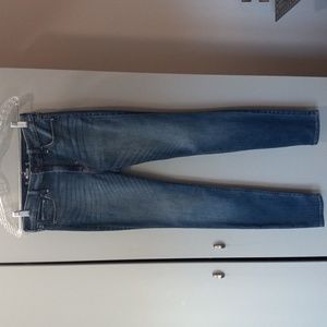 Hollister Jeans Size 5S. High rise. Super skinny.